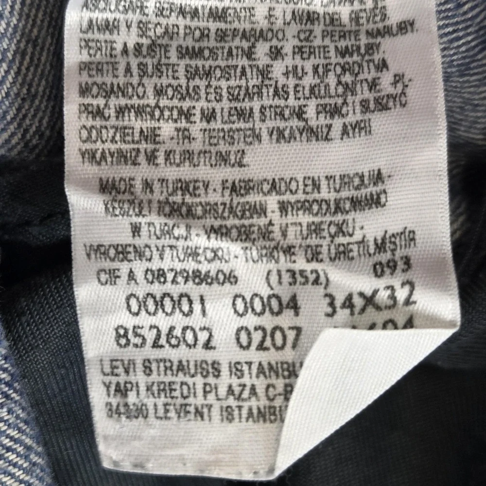 Levis 13151 important